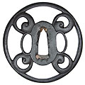 鉄地四つ巴透かし鐔-Tsuba Ironvase Tomoe-